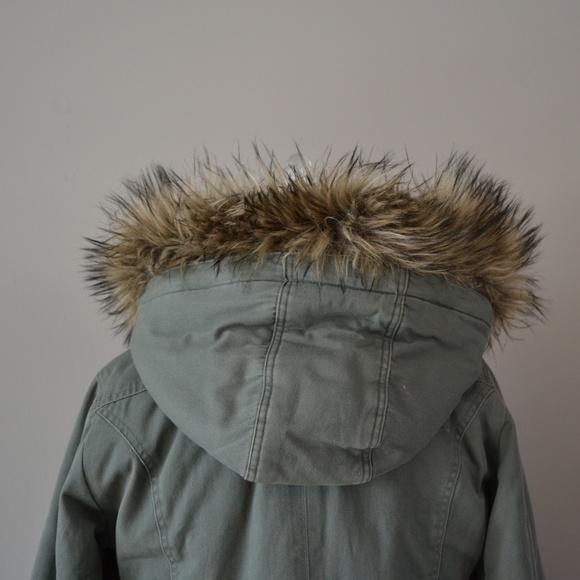 WINTER JACKET - Picture 7 of 8